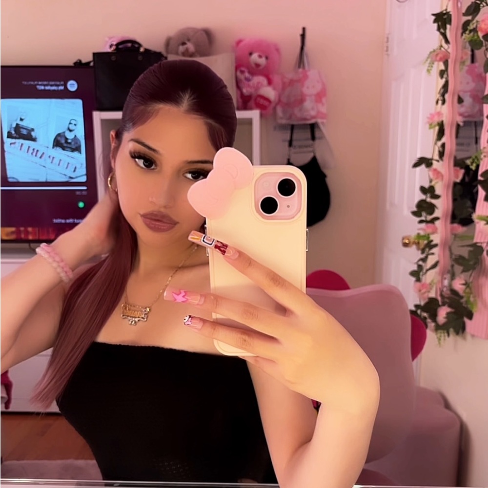Meet your Posher, Fernanda